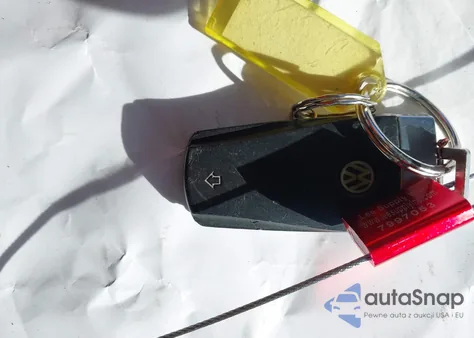 2009 Volkswagen Passat Komfort from USA, damaged, VIN WVWJK73C49P034962